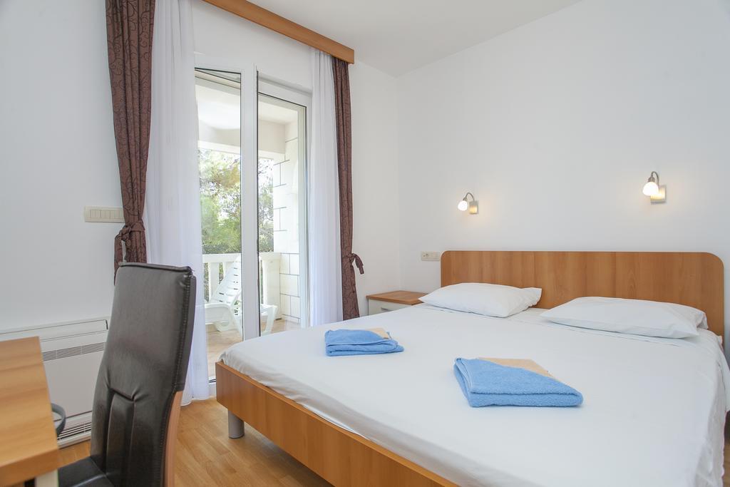 Apartments Villa Maris لومباردا الغرفة الصورة