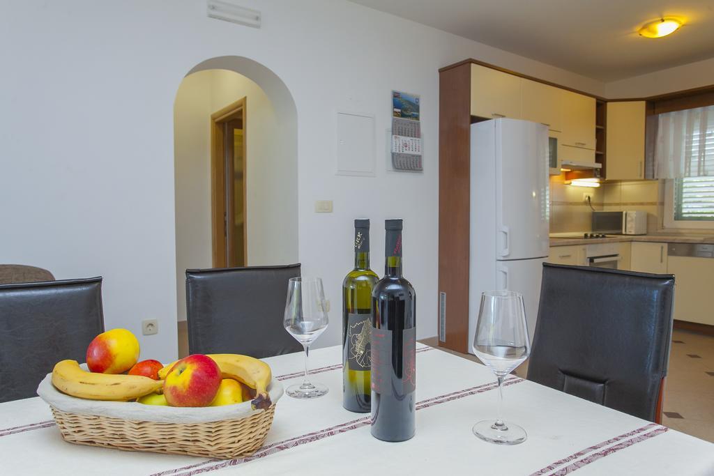 Apartments Villa Maris لومباردا الغرفة الصورة