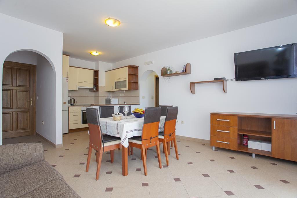 Apartments Villa Maris لومباردا الغرفة الصورة