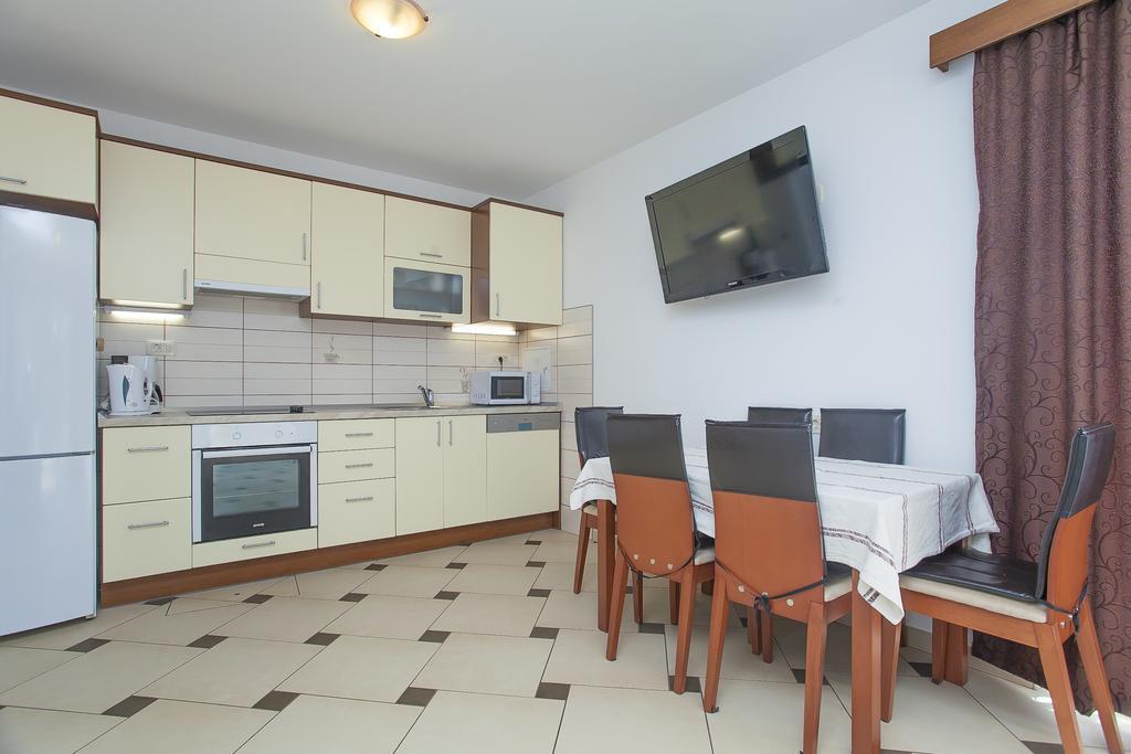 Apartments Villa Maris لومباردا الغرفة الصورة