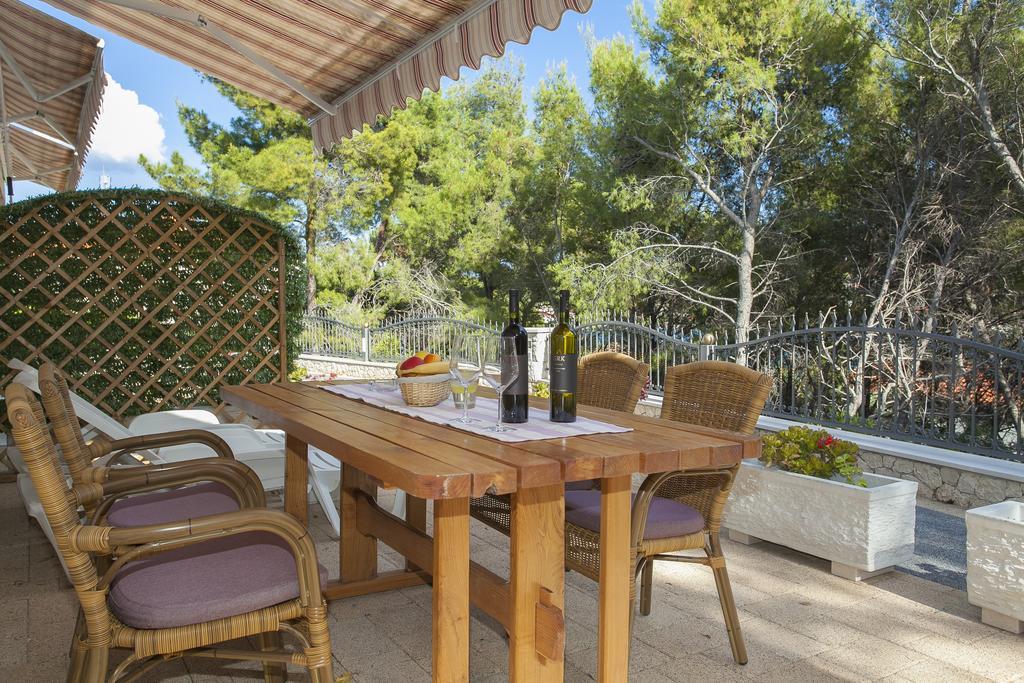 Apartments Villa Maris لومباردا الغرفة الصورة