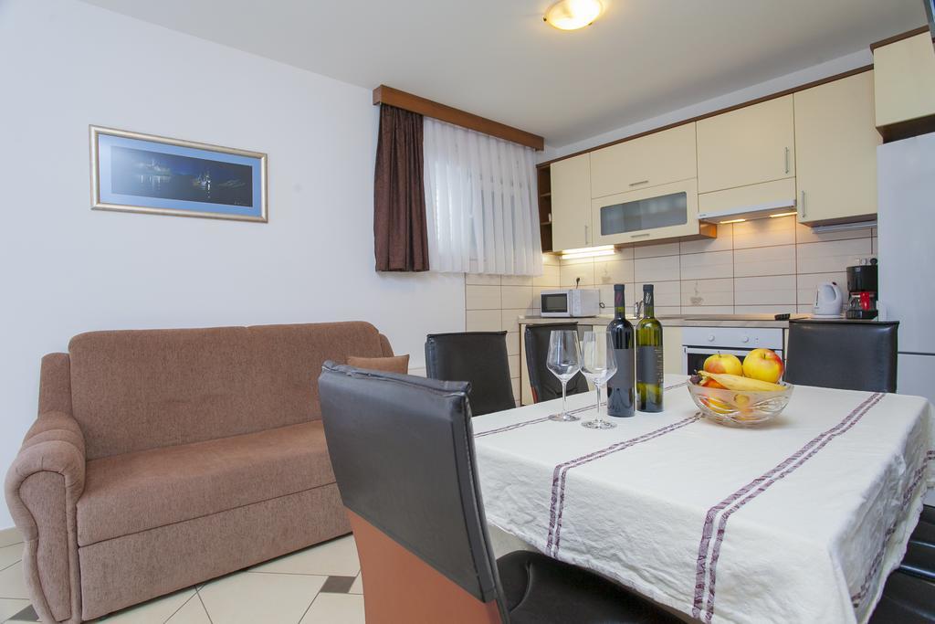 Apartments Villa Maris لومباردا الغرفة الصورة