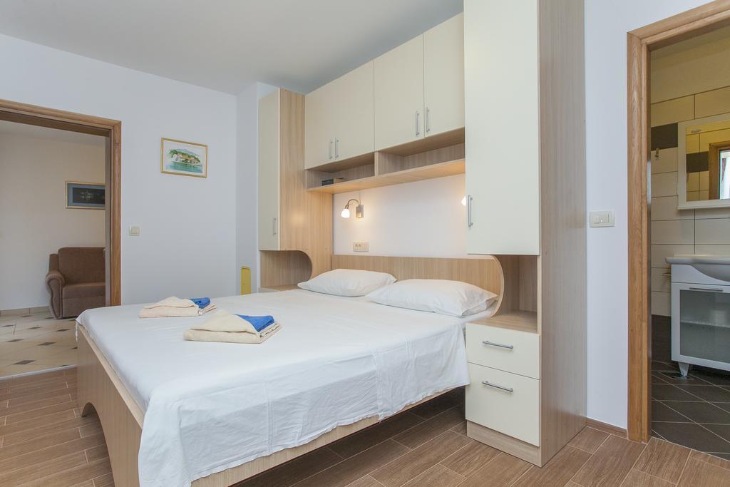 Apartments Villa Maris لومباردا الغرفة الصورة