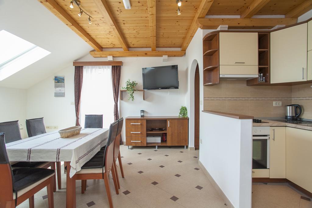 Apartments Villa Maris لومباردا الغرفة الصورة